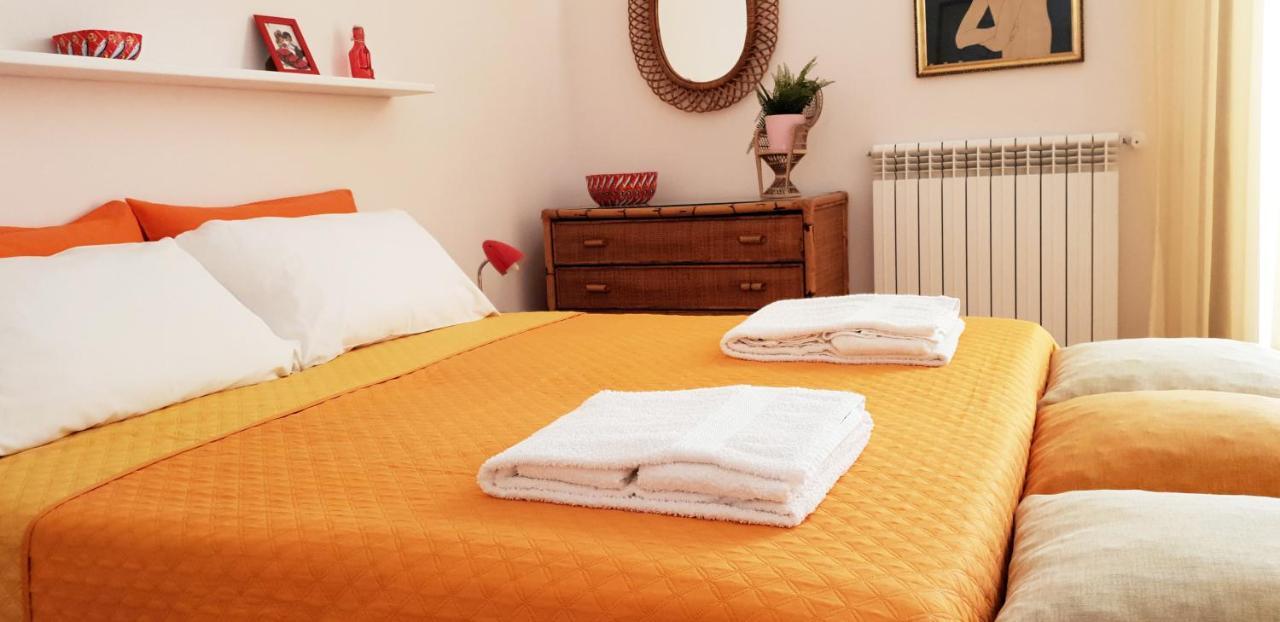 Viky'S Home B&B Napoli Esterno foto